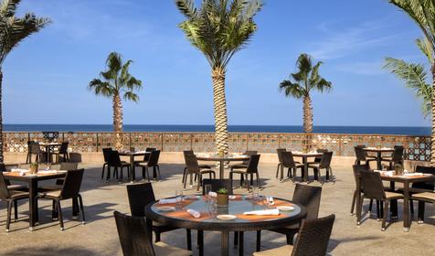 Курортный отель Sheraton Sharjah Beach, ОАЭ, Шарджа
