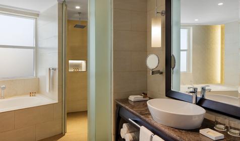 Курортный отель Sheraton Sharjah Beach, ОАЭ, Шарджа