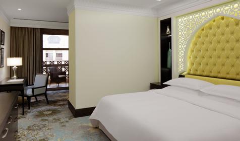 Курортный отель Sheraton Sharjah Beach, ОАЭ, Шарджа