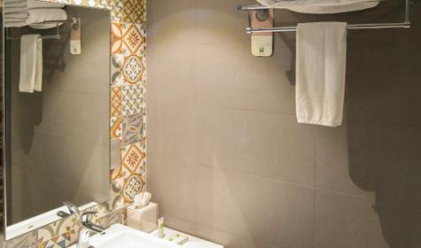 Отель Ibis Styles Dubai Jumeira, ОАЭ, Дубай, Джумейра