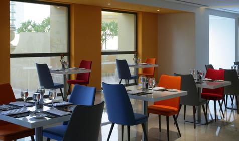 Отель Hawthorn Suites, ОАЭ, Дубай, Джумейра