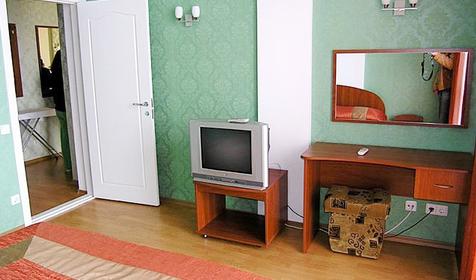 Стандарт двухместный, 1 этаж, корпус Аврора. Пансионат Ласковый берег, Республика Крым, Алушта