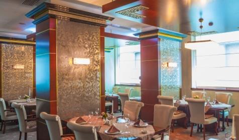 Sapphire Hotel Baku, Баку