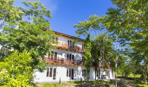 Отель Aqua Resort (Аква Ресорт) (Аква Ресорт), Мачара