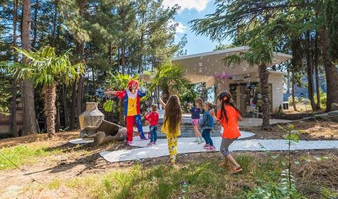 Отель Green park Yalta-Intourist (Грин Парк Ялта-Интурист). Крым, Ялта