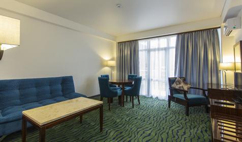 Сьют 2-местный 2-комнатный. Sunrise Garden Hotel (Санрайз Гарден отель), Гагра, Абхазия