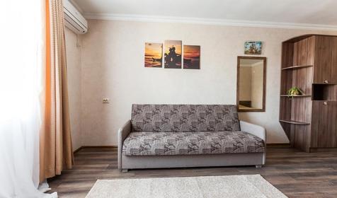 Полулюкс с балконом. Отель Botanic Club (Ботаник Клуб). Республика Крым, Саки
