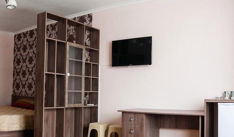 Полулюкс с балконом. Отель Botanic Club (Ботаник Клуб). Республика Крым, Саки