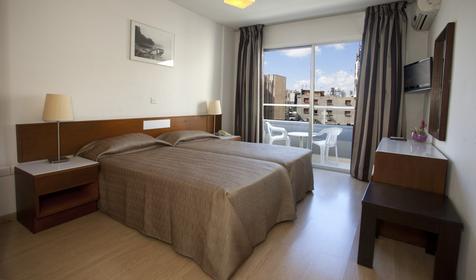 One Bedroom Apartment