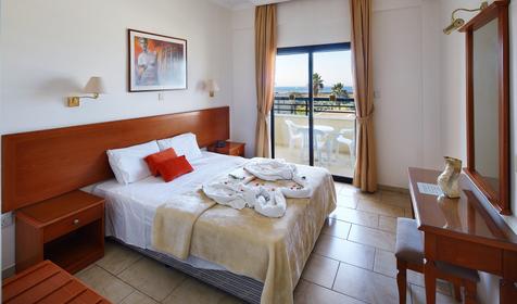 One Bedroom Apartment