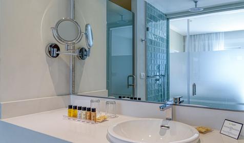 Senator Luxury Junior Suite
