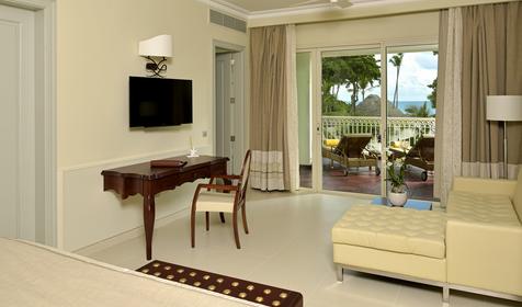 Ocean Front Suite