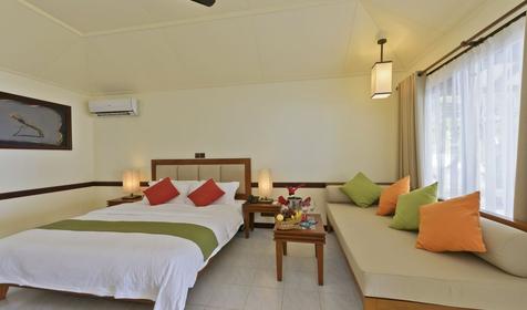 Superior Beach Bungalow