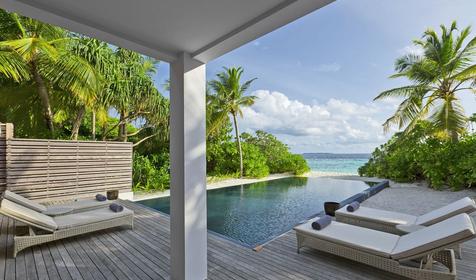 Three Bedroom Beach Residence With Pool