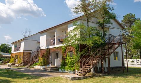 Курортный комплекс Азовский, Крым, Песочное