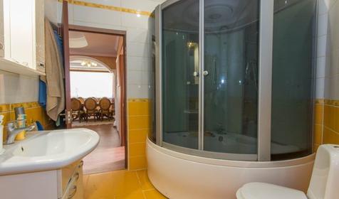 Люкс VIP двухместный двухкомнатный с кухней
