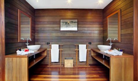 Overwater Deluxe Villa