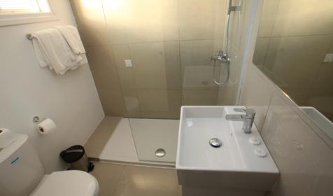 One Bedroom Apartment with Air Condition