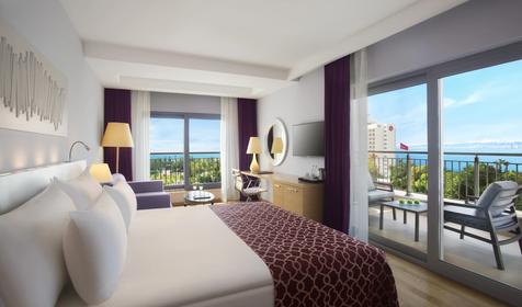 V-Casual Suite Sea View with Balcony