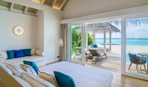 Grand Beach Villa With Pool