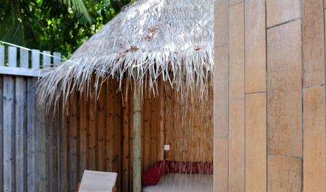 Jacuzzi Beach Villa
