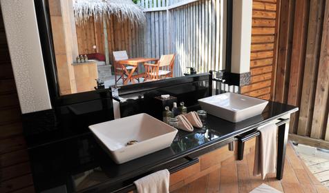 Premium Jacuzzi Beach Villa