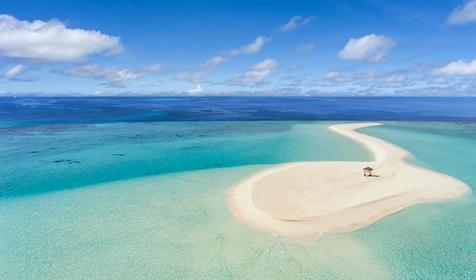 Kudadoo Maldives Private Island by Hurawalhi