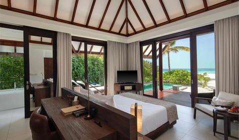 Family Beach Villa with Pool