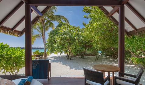 Family Beach Villa with Pool