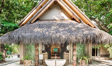 Luxury Beach Villa With Pool
