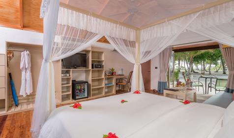 Jacuzzi Beach Villa