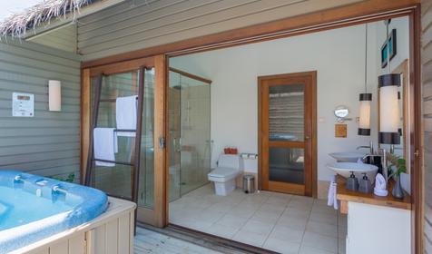 Jacuzzi Water Villa