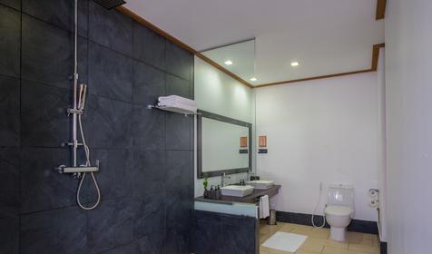 Jacuzzi Water Villa