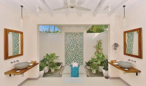 Water Villa With Pool