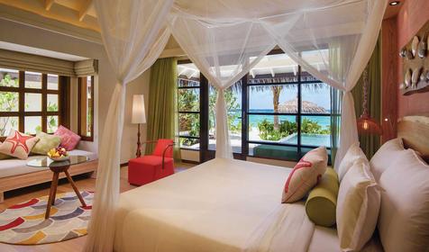 Deluxe Beach Villa with Pool