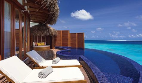 Honeymoon Water Suite With Pool