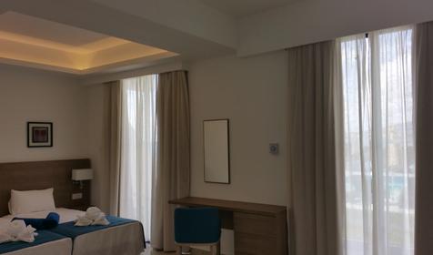 Studio Suite Inland View