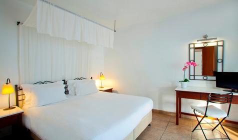 Superior One Bedroom
