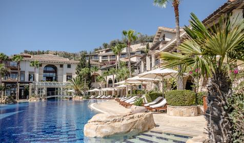 Columbia Beach Resort