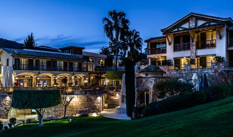 Columbia Beach Resort