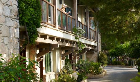 Columbia Beach Resort