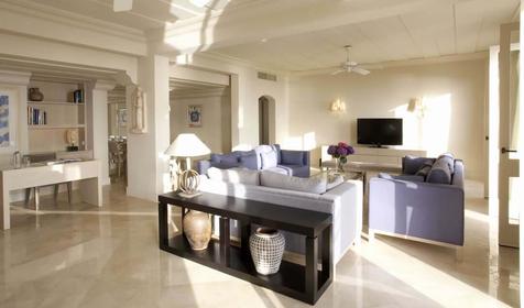 Aether Residence with Pool Three Bedrooms