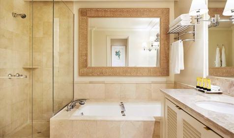 Aether Residence with Pool Three Bedrooms