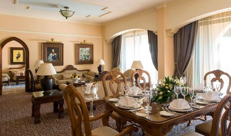 Royal Suite Two Bedrooms