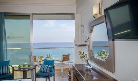 Premier Family Sea View Room