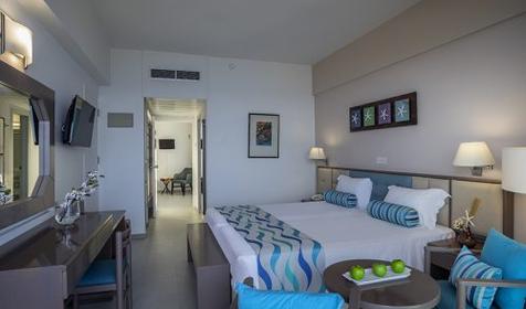 Premier Family Sea View Room