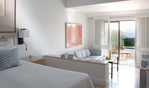 Studio Suite with Outdoor Pool