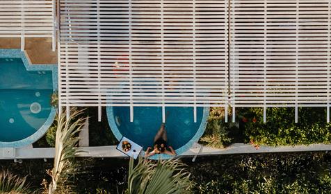 Garden Studio Suite with Outdoor Whirlpool