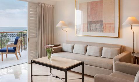 One Bedroom Deluxe Suite