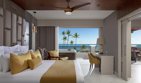 Preferred Club Master Suite Ocean Front